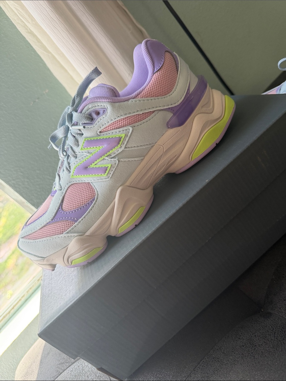 New Balance Women's Pastel Lavender Pink Chunky Sneaker